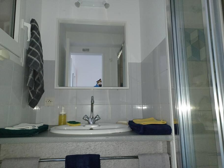 Plain-Pied, Terrasse, Piscine, Pleine Vue Mer, Plage A 6' A Pied, Parking, Wifi Fleury  Bagian luar foto
